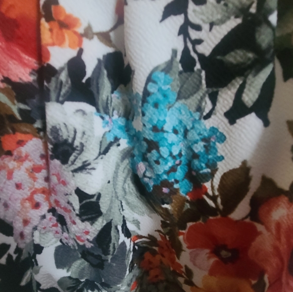 Tunic - Picture 2 of 2